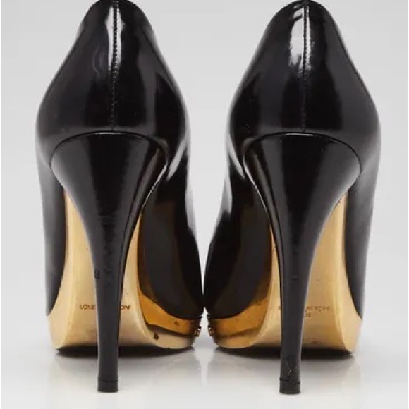 Louis Vuitton Black Glossy Leather Sensual Pumps - Picture 7 of 13